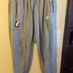 Nike Men’s Gray Sweatpants